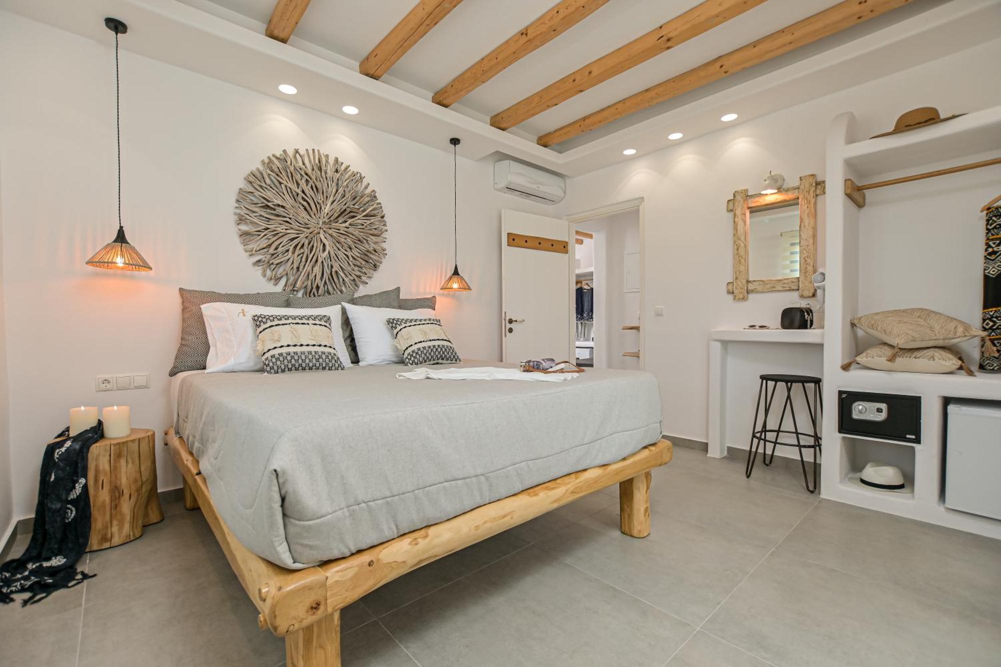Naxos Finest Hotel & Villas Naxos City Room photo